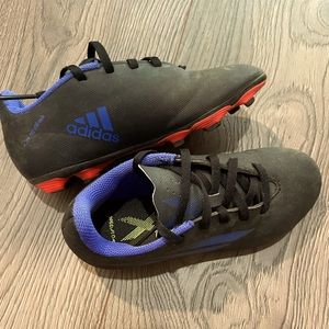 Adidas boys/girls soccer cleats